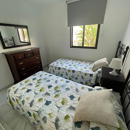 Apartamento Jardines Del Rocio Торре-дель-Мар Экстерьер фото